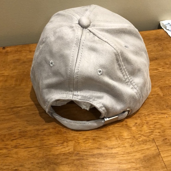 Grey Velvet Baseball Cap Hat Gap - Picture 4 of 6